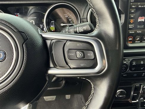 Used 2021 Jeep Wrangler Unlimited Sahara w/ Cold Weather Group image 16