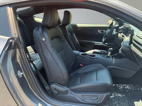 New 2026 Ford Mustang GT Premium w/ GT Performance Package RWD image 11