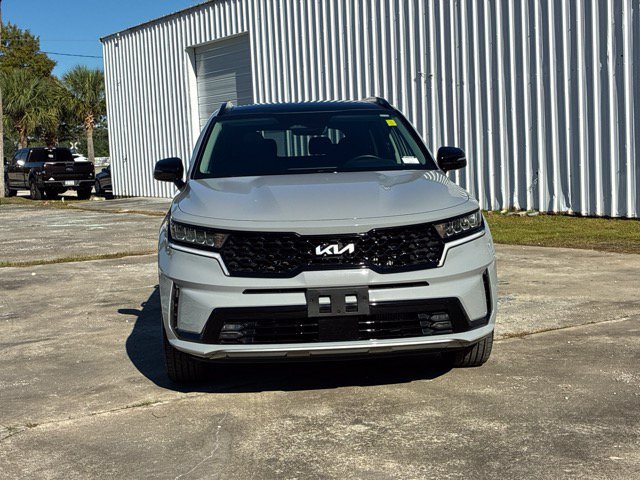 Used 2023 Kia Sorento EX w/ Panoramic Sunroof Package FWD image 8