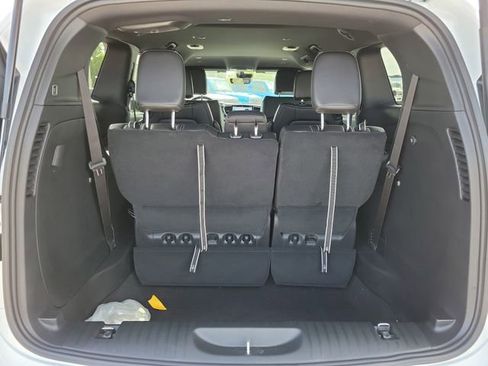 New 2026 Chrysler Voyager LX image 7
