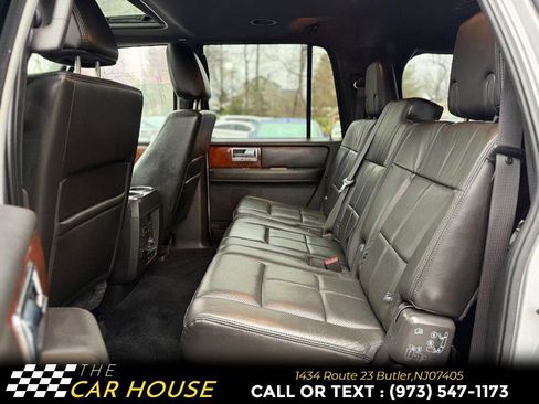 Used 2013 Lincoln Navigator L 4WD image 18