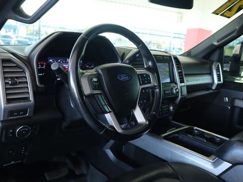 Used 2021 Ford F250 Platinum w/ FX4 Off-Road Package image 15