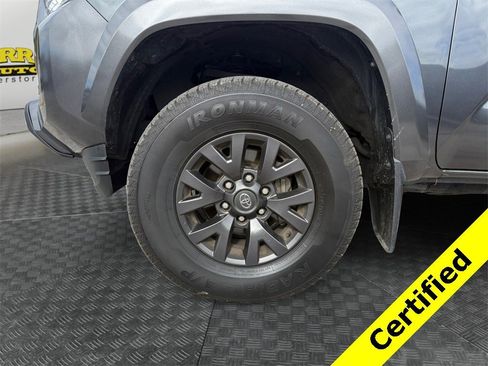 Used 2023 Toyota Tacoma TRD Sport image 14