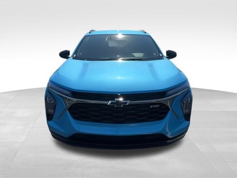New 2026 Chevrolet Trax RS w/ Driver Confidence Package FWD image 3