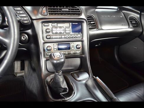Used 1999 Chevrolet Corvette Convertible w/ Performance Handling Pkg RWD image 14
