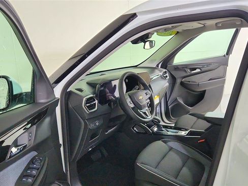 Used 2026 Chevrolet TrailBlazer LT w/ LT Cold Weather Package image 25
