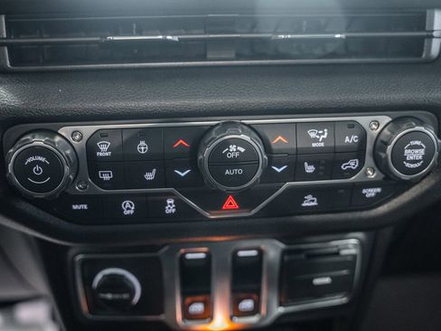 New 2026 Jeep Wrangler Sport S image 21