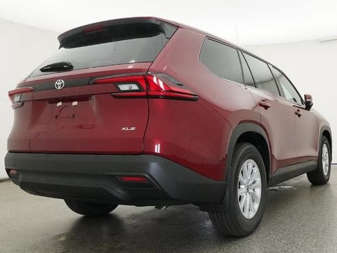 New 2026 Toyota Grand Highlander XLE image 24