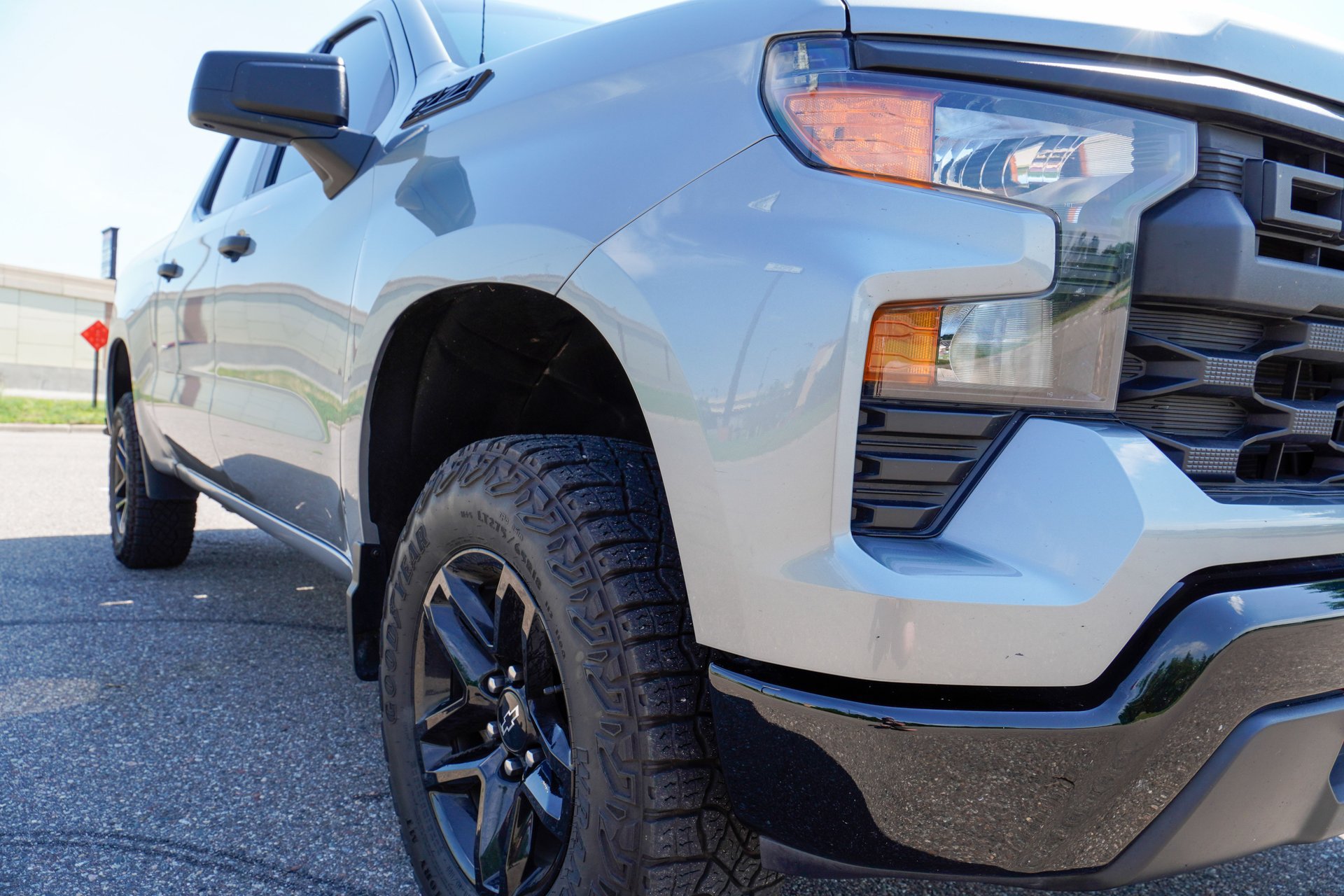 Used 2024 Chevrolet Silverado 1500 Custom Trail Boss w/ LPO, Dark Essentials Package AWD/4WD image 23
