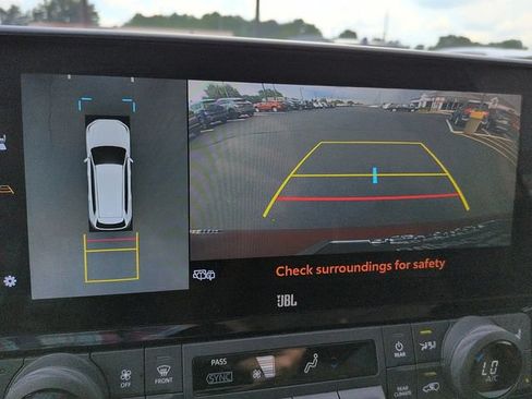 Used 2024 Toyota Grand Highlander AWD Hybrid image 23