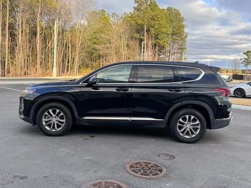 Used 2019 Hyundai Santa Fe SEL image 3