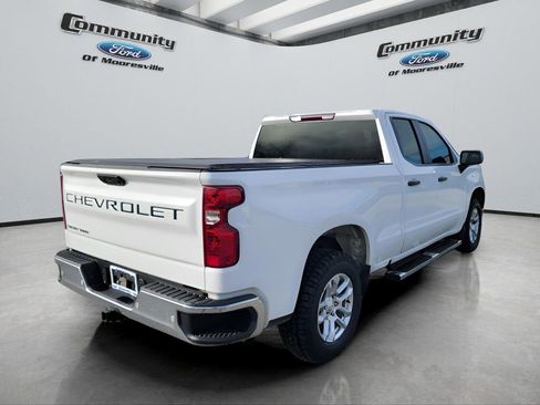 Used 2025 Chevrolet Silverado 1500 W/T w/ WT Value Package image 9