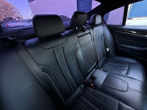 Used 2019 BMW 540i w/ Convenience Package RWD image 37
