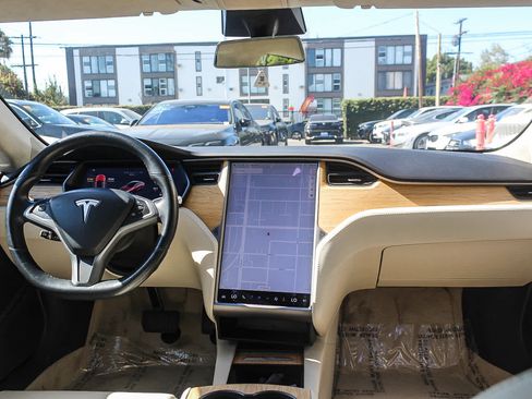 Used 2018 Tesla Model S 75D AWD/4WD image 13