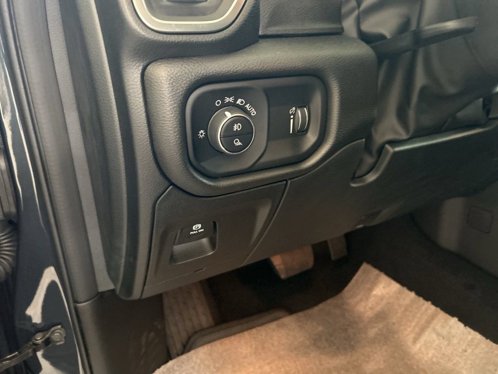 New 2025 RAM 1500 Tradesman AWD/4WD image 35