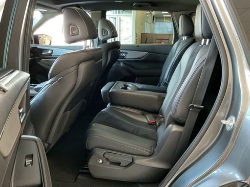 Used 2023 Acura MDX A-Spec image 25