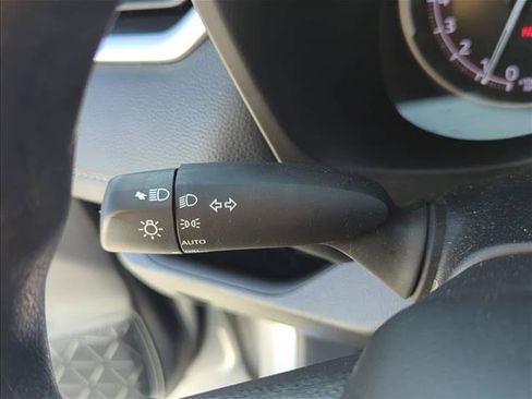 Used 2024 Toyota RAV4 XLE FWD image 15