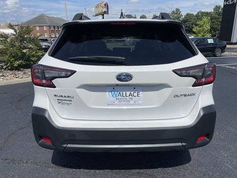 Certified 2024 Subaru Outback Premium AWD/4WD image 5