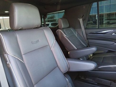 Used 2021 Cadillac Escalade Sport image 11