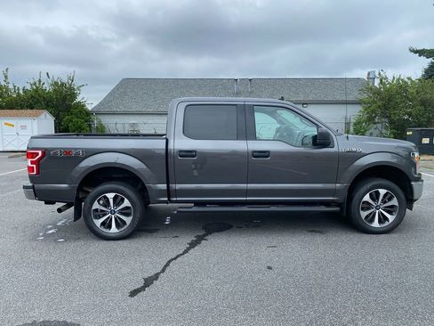 Used 2020 Ford F150 XLT image 4