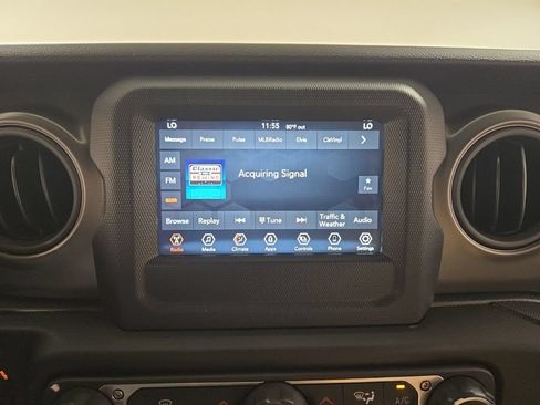 Used 2021 Jeep Wrangler Unlimited Sport AWD/4WD image 18