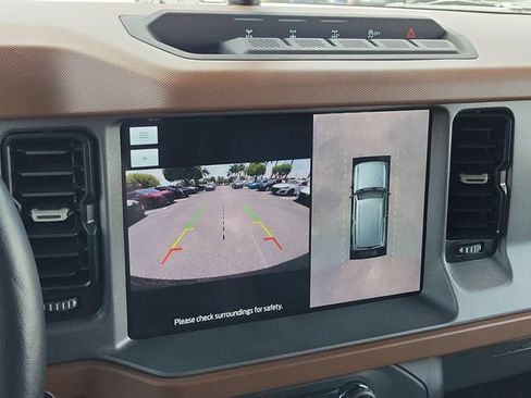 Used 2024 Ford Bronco Outer Banks AWD/4WD image 29