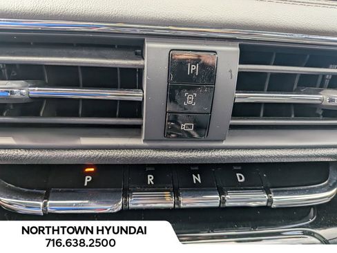 Used 2020 Lincoln Corsair Reserve w/ Equipment Group 201A image 16