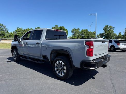 Used 2025 Chevrolet Silverado 2500 Custom w/ Custom Value Package AWD/4WD image 5