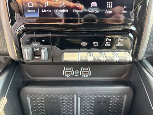 New 2025 RAM 2500 Rebel w/ Rebel Level 1 Equipment Group image 44