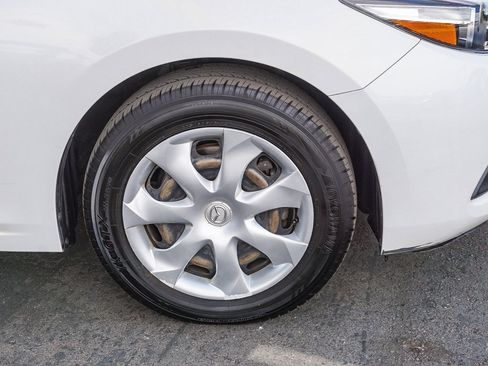 Used 2017 MAZDA MAZDA3 Sport image 10