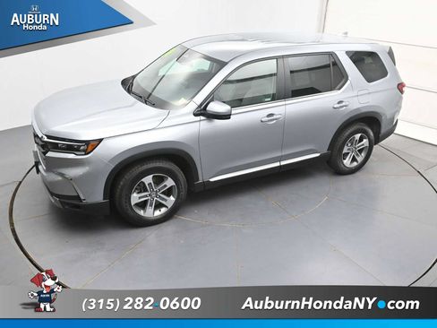 Used 2024 Honda Pilot EX-L image 29
