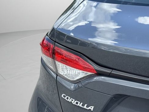 Used 2023 Toyota Corolla LE FWD image 45