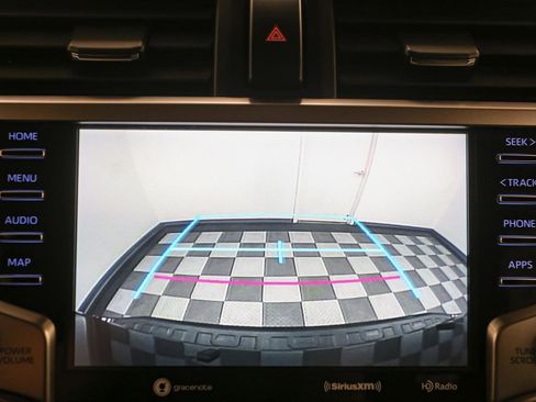 Used 2024 Toyota 4Runner SR5 image 31