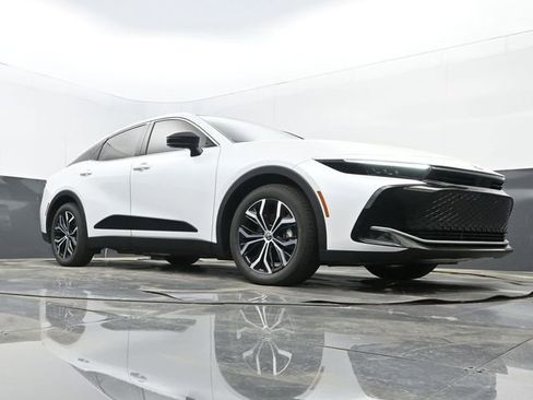 Used 2026 Toyota Crown Limited image 23