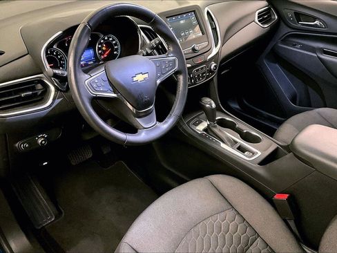 Used 2019 Chevrolet Equinox LT image 12
