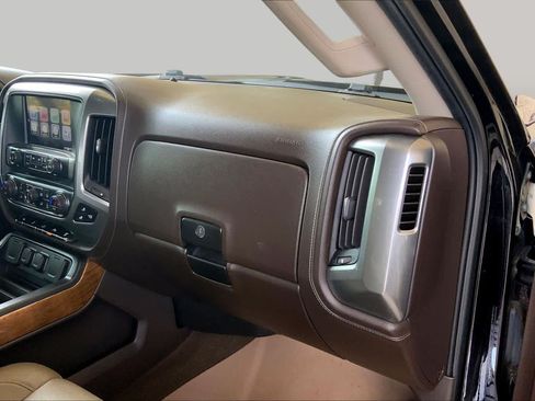 Used 2015 Chevrolet Silverado 3500 LTZ AWD/4WD image 18