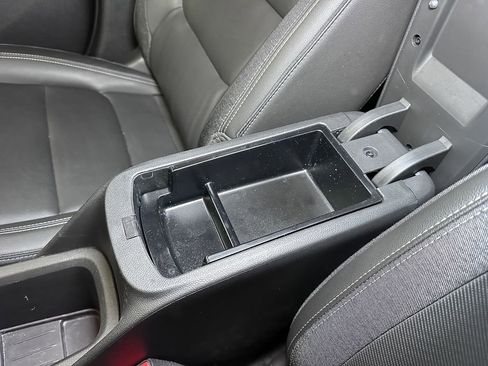 Used 2023 Chevrolet TrailBlazer ACTIV w/ Convenience Package image 40