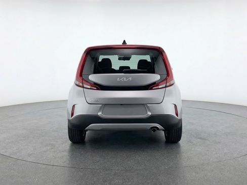 Used 2025 Kia Soul LX w/ LX Technology Package image 7