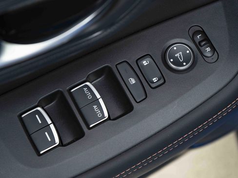 Used 2026 Honda HR-V Sport image 38