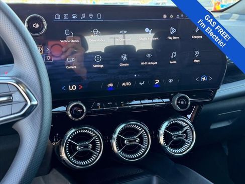 New 2026 Chevrolet Blazer EV LT w/ Midnight/Sport Edition AWD/4WD image 11