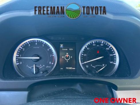 Used 2019 Toyota Highlander XLE AWD/4WD image 8