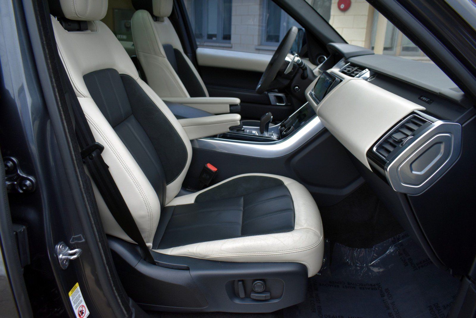 Used 2020 Land Rover Range Rover Sport HST AWD/4WD image 39