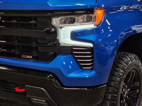 Used 2022 Chevrolet Silverado 1500 LT Trail Boss w/ Protection Package image 14