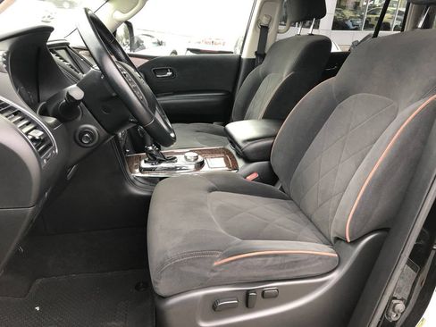 Used 2019 Nissan Armada SV w/ Driver Package AWD/4WD image 3