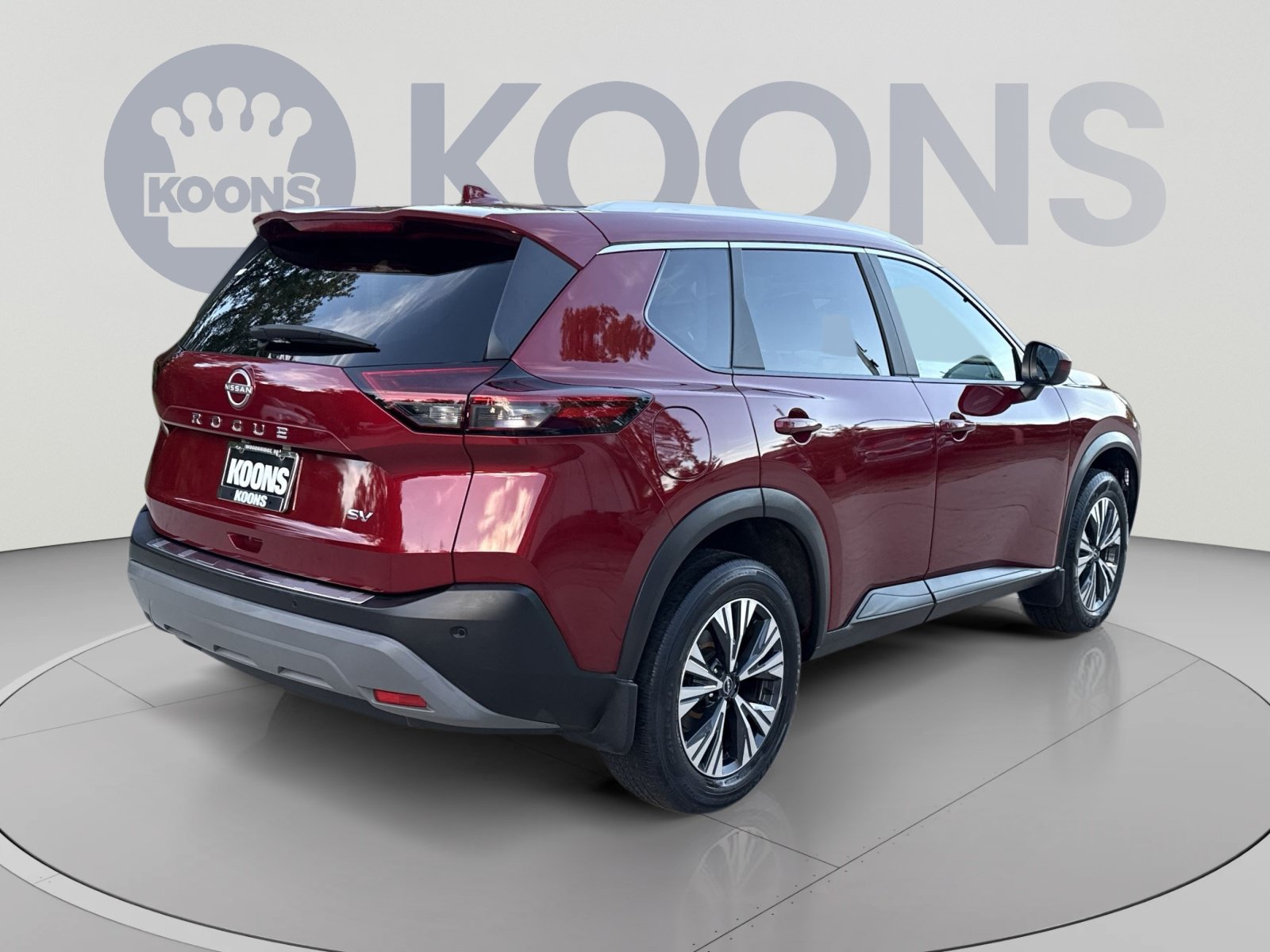 Used 2023 Nissan Rogue SV w/ SV Premium B Package FWD image 7