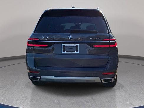 New 2026 BMW X7 xDrive40i w/ Premium Package image 6