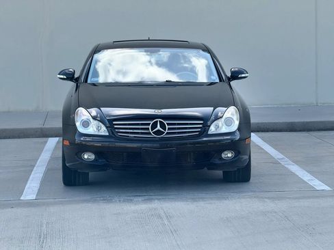 Used 2007 Mercedes-Benz CLS 550 image 2
