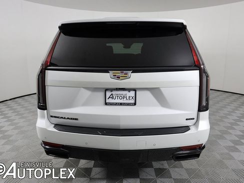 Used 2022 Cadillac Escalade ESV Sport image 7