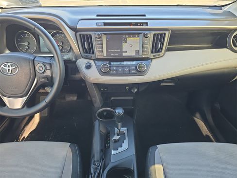 Used 2017 Toyota RAV4 XLE image 11