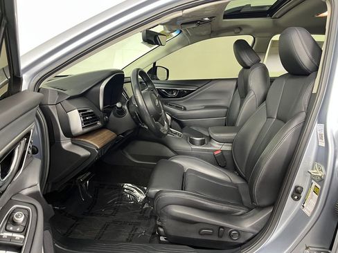 Used 2021 Subaru Outback Limited image 11